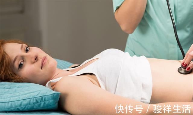 肚子|怀孕才2个多月就显怀,四种原因,与准妈妈自身相关,要科学应对