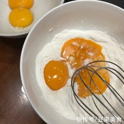 ix3|这道巧克力慕斯蛋糕藏着小惊喜，瞬间征服你