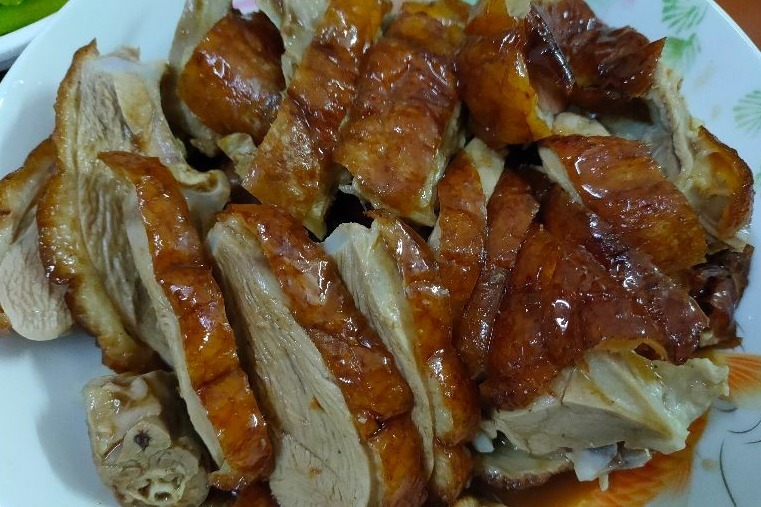 肉馅|准岳父岳母来家,女友嫌做菜太抠门,菜上桌她却默默不吭声!