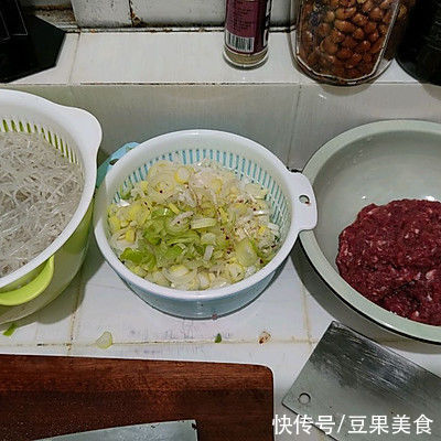 包子|这道牛肉粉条包子，我一年四季都想吃