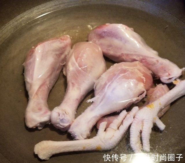 黄豆|鸡腿黄豆苦瓜汤,清热消暑,最适合夏天