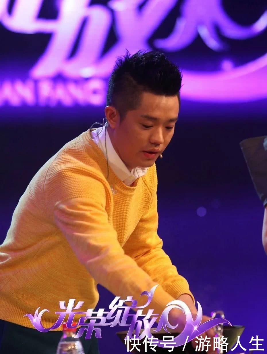 关系|终于瞒不住了!凤凰传奇二人关系曝光!原来我们被骗了这么久!