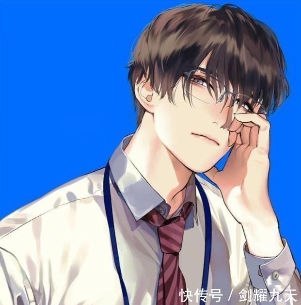 乔木$黑道文小甜心在黑道大佬怀里睡觉,被小弟吵醒,奶音震四方滚