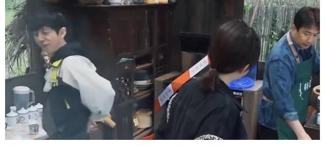 杨紫|向往的生活5:到底有多接地气,看到黄磊做饭的盆,有味道