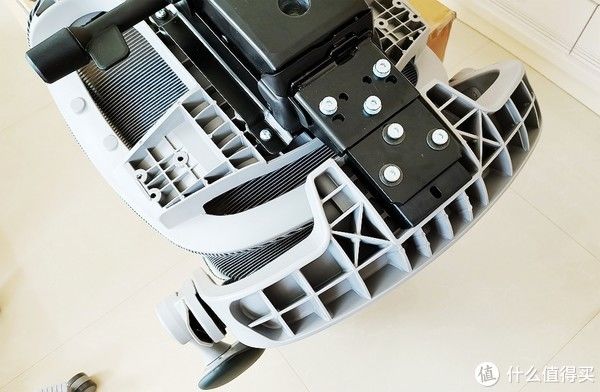 扶手|网易严选悬挂腰靠多功能人体工学转椅体验：让你轻松享受业余生活