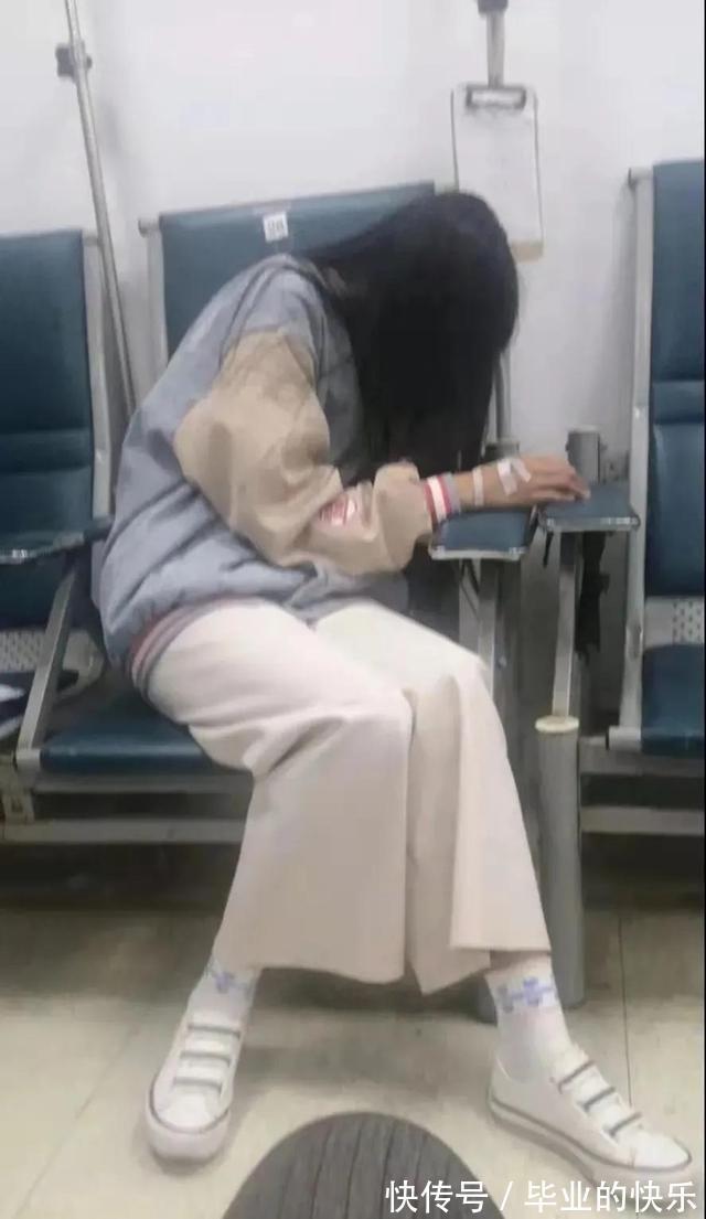 |搞笑图集:你们公司中秋发了啥?网友:发了个通知,说不放假