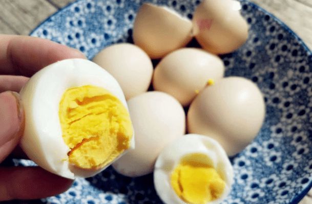 肥肉|高血脂的“发物”已列出，第一名并非肥肉，这3物不少人喜欢吃