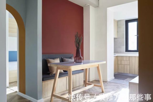 收纳|53㎡简约风小户型,丰富的色彩+拱形门洞设计,让家更活泼有格调!