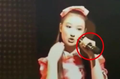 小春哥|假唱翻车的8个歌手，一个比一个离谱，有人拿反麦克风唱完整首歌