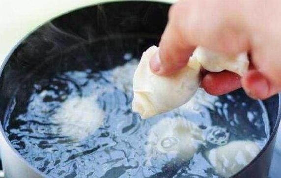 速冻水饺的正确做法