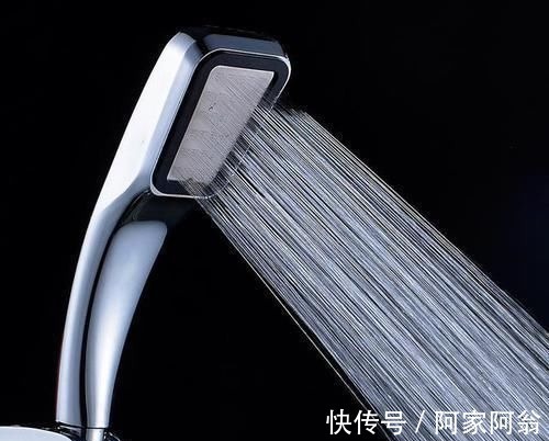 防滑垫|卫生间不起眼的6个先进设计,很是实用还不贵,不妨看一看