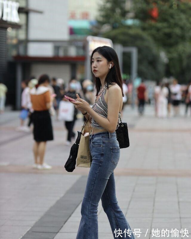 穿搭 时尚俏皮的瑜伽裤穿搭呈现时髦气息,彰显民国名媛风采,酷劲十足!