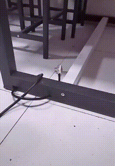 |搞笑GIF趣图:送好友的佳礼，走过路过不要错过咯！