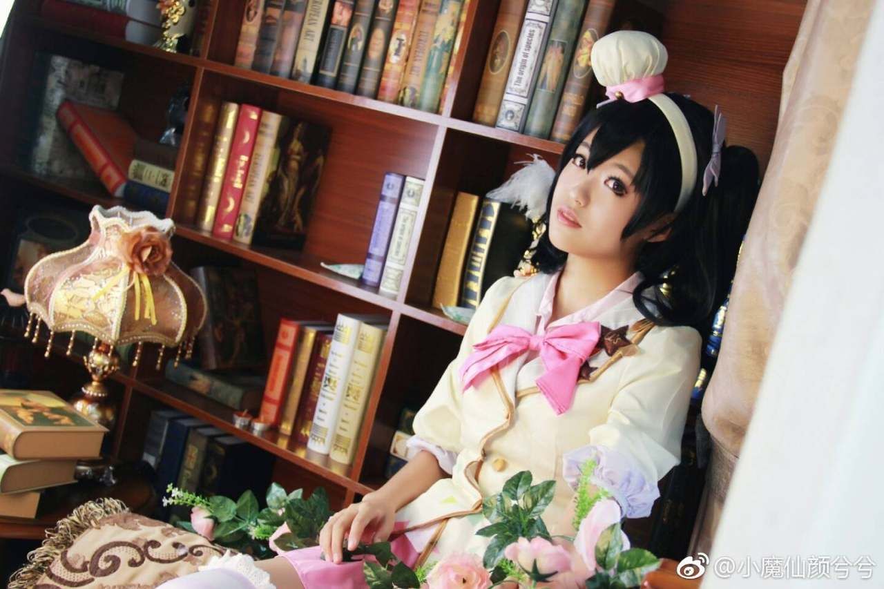 a8282|妮可cosplay 亲手做的点心，要尝尝嘛？