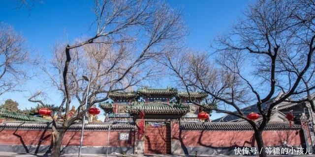 中国最神秘的一座寺庙，建国后常年封闭，很少有人看到里面什么样！