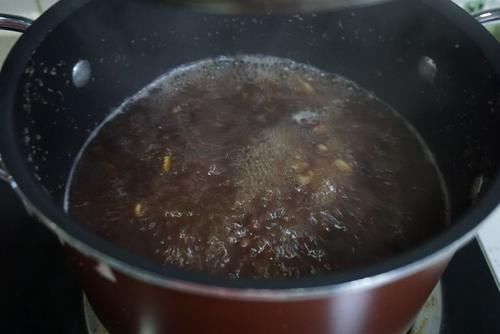 陈皮红豆汤，女人再忙也要照顾自己，好吃作用强，皮肤红润有光泽