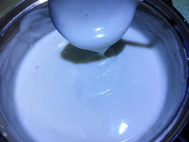 花生营养丰富，做法也比较多，煮成花生酪口感细腻顺滑