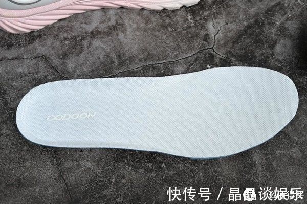 数码|数码科技产品测评 篇九十五:舒适长跑,科学健身,咕咚智能跑鞋10K体验