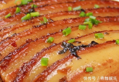 “扣肉界大佬”,咸香软糯入口即化,比红烧肉好吃,吃一次馋十次