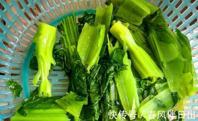 芥菜心|天热,多吃孩子吃这菜,清热下火助消化,营养美味又下饭,吃不腻