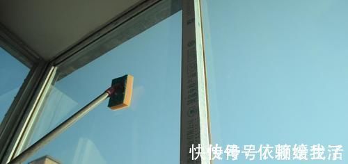 你家里有用旧不要的百洁布吗?这个用途太聪明了,越早知道越好