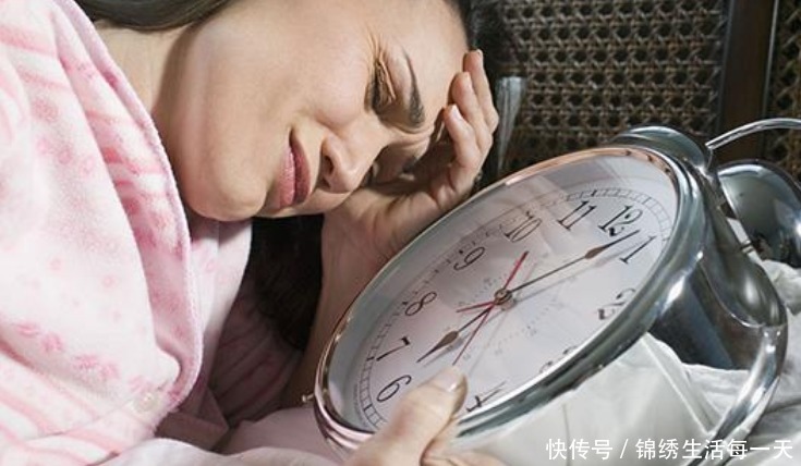 醒来|有的人睡觉老是在凌晨两三点突然醒来,到底是怎么回事