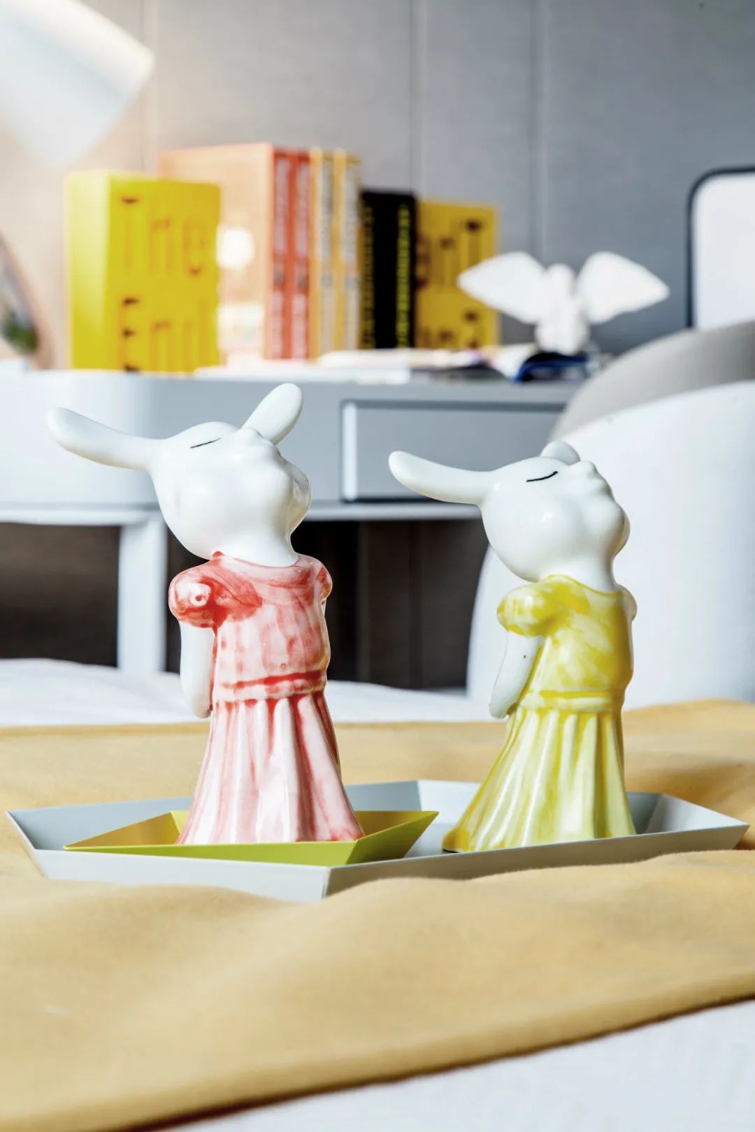 灰色|180㎡现代,硬包与木饰面,舒适精致的软装,营造优雅的档次感