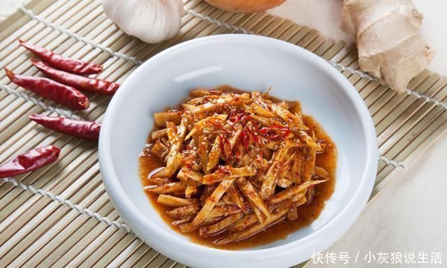 油腻的食物|老人味的“祸首”被揪出,医生提醒:40岁后要少碰,老了也没味