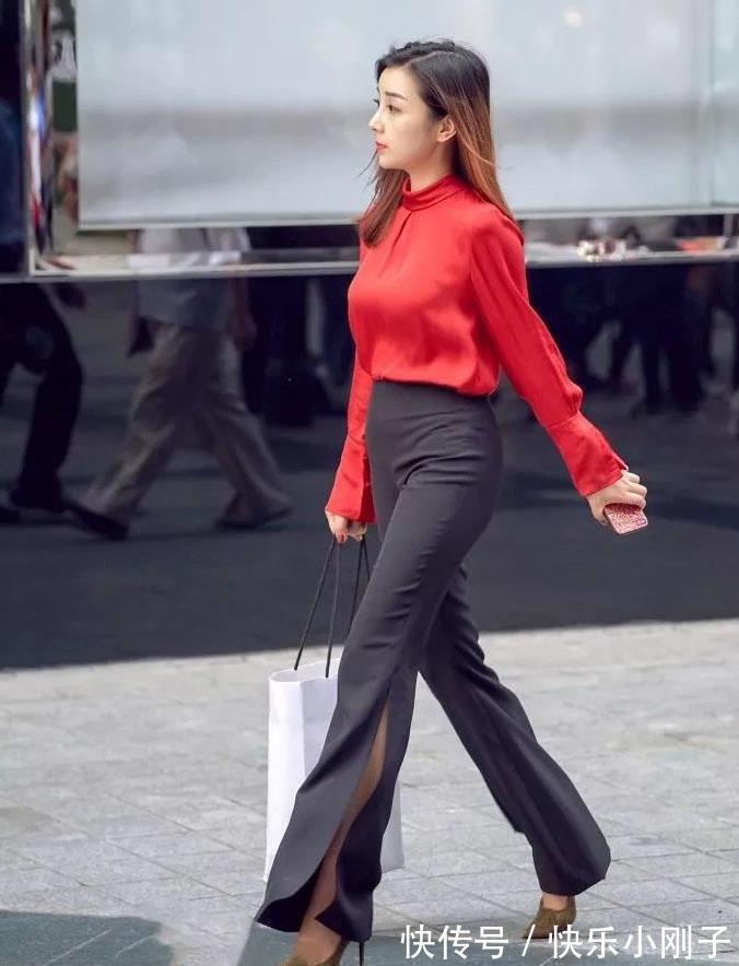 摩登|大街上一眼就看到这位美女！很想请她回我家里，又害怕被拒绝