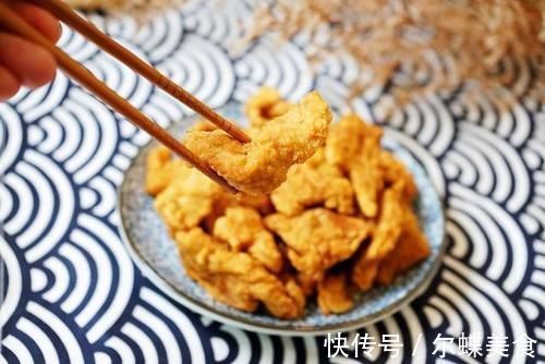炸酥肉时，只用淀粉和鸡蛋是错的，记住1个小妙招，酥肉香酥不腻