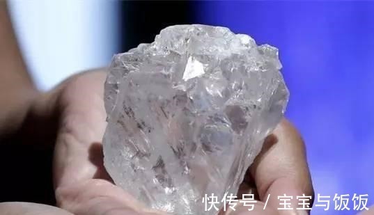 钻石 人造钻石和天然钻石几乎没差别,可以量产,为何钻石价格没有降!