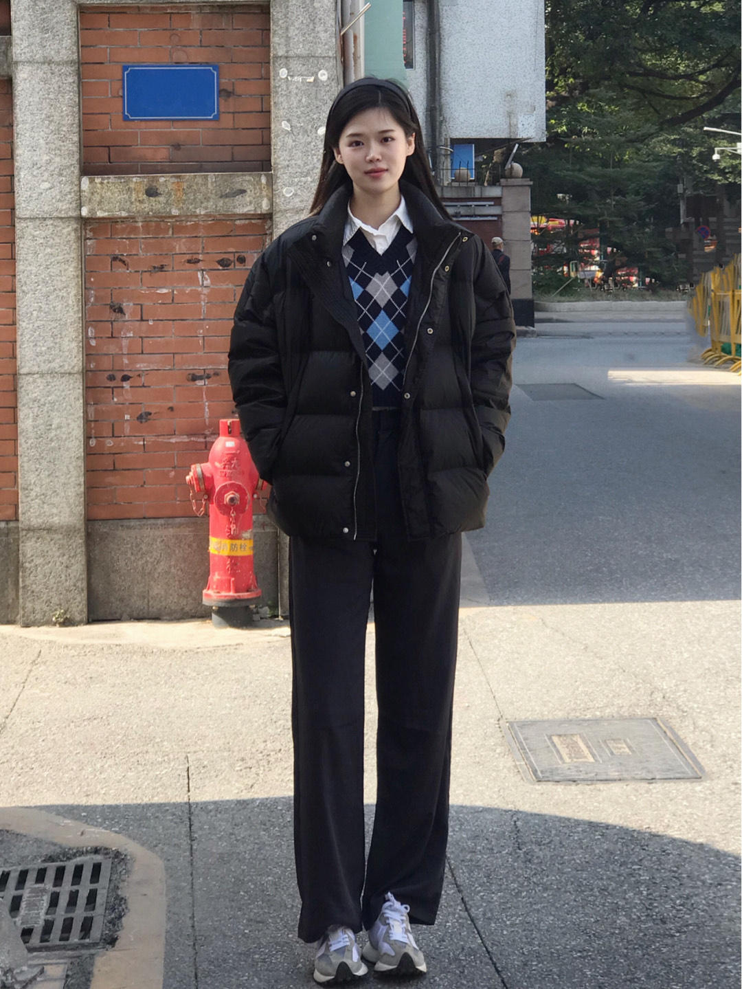 学院风|冬天怎么能少得了一身黑的穿搭呢?保暖不说还很时尚!