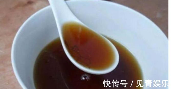 养花|什么淘米水、啤酒水都不如它,“一勺”养爆一盆花,就怕没见过