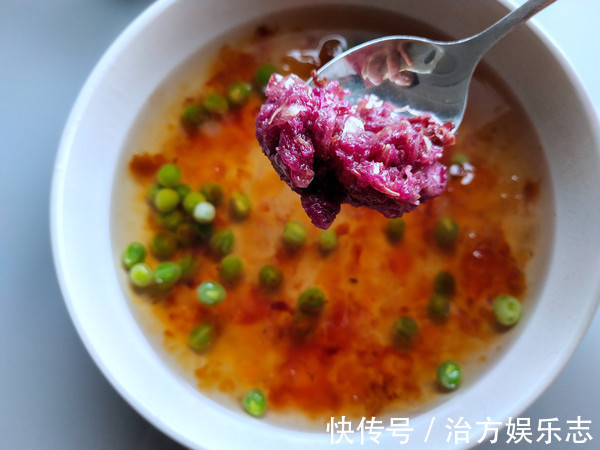 玫瑰|女人喝了这碗羹,皮肤不再干燥,补气养血,经常吃面色红润有光泽