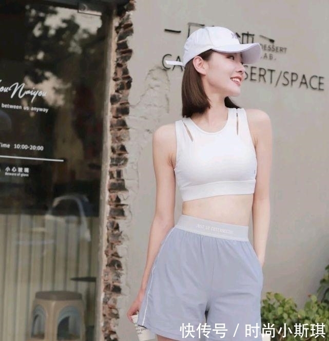 穿搭 日常穿搭也要精致又美好,合适的穿搭风格,可以让人魅力无限