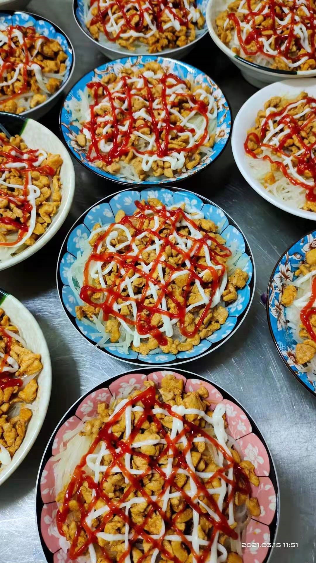 三人行必有我师焉|晒儿子上学一周5天午餐,每天都不重样,网友不是亲妈胜似亲妈