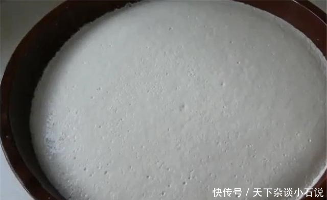 一斤大米半斤奶,教你在家做健康的大米糕,蓬松香甜比蛋糕好吃