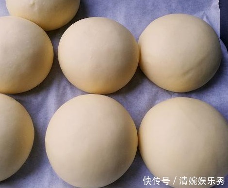 一碗面,2个鸡蛋,不烤不烙,简单一做,个个鼓大泡,比面包还香