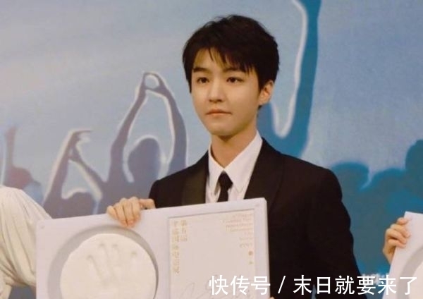 王俊凱做電影評審,王源當綜藝導師,千璽是票房保證,都太優秀了