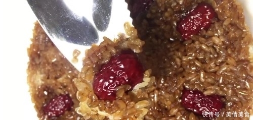 糯米新吃法,多加2样东西,软糯香甜可口,女人常吃美容又养颜!