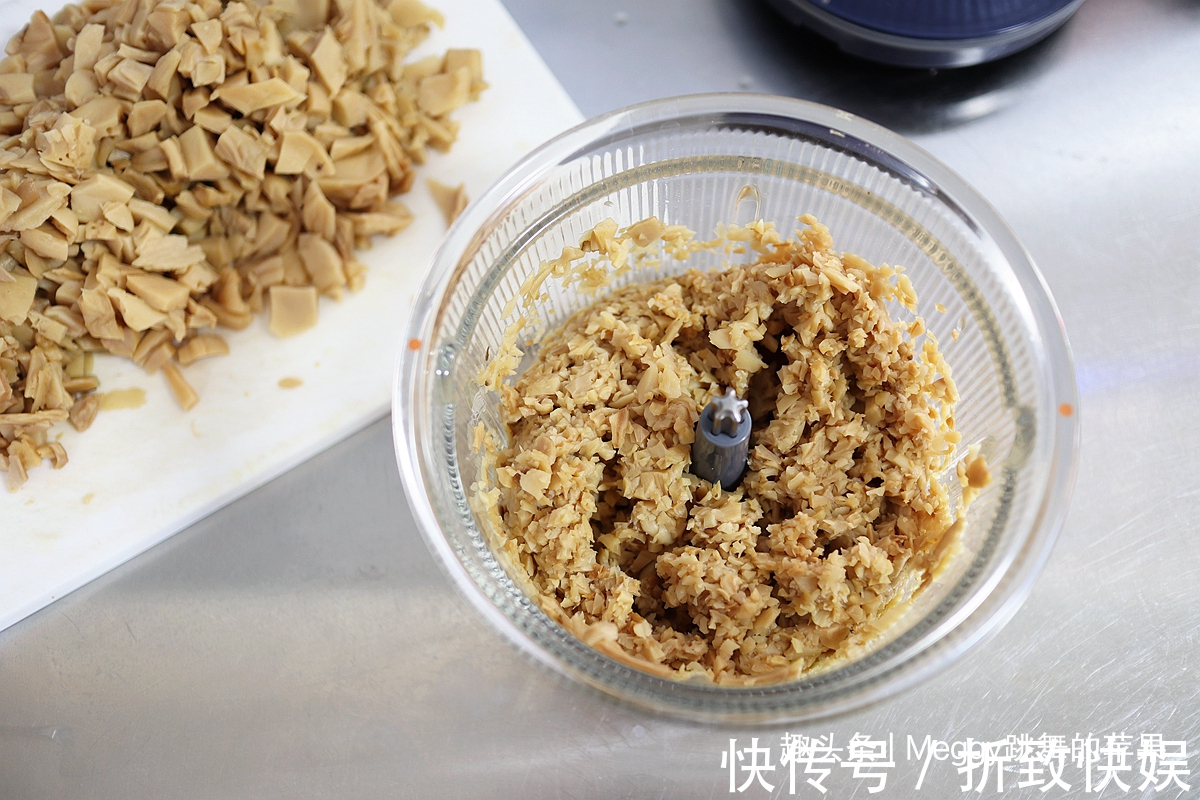 酱肉|酱肉包子太香了,蒸两锅晚餐早餐全解决,家中存货再也不愁吃