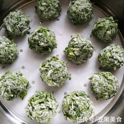 小楼一夜听春雨，今朝满城荠菜香