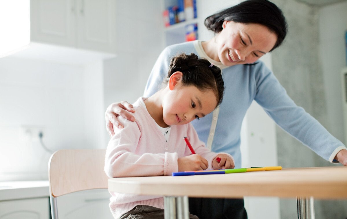 孩子|幼时深爱妈妈的孩子，到青春期为什么会厌恶？心理学家给出了答案