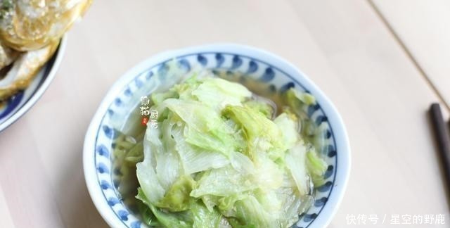 实在|80后爸爸晒晚餐,朋友圈火了,5菜1汤,网友比送鲜花实在多了