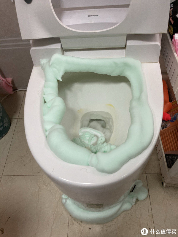 慕斯|厕所里有异味怎么办?学会日本太太的6个小妙招,让厕所一尘不染