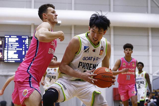 nbl|正式表態(tài)！國產(chǎn)錫安加盟NBL勁旅，向榜樣周琦大哥學(xué)習(xí)，期待蛻變