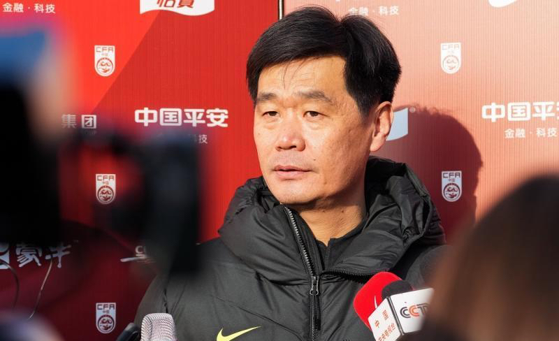 武磊|蒿俊闵喂饼武磊+高中锋,22岁新星成国足新核心,李霄鹏透露新战术