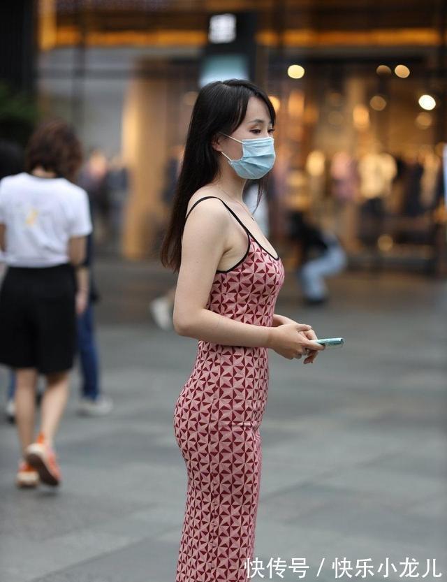 穿搭 婉约别致的连衣裙穿搭让气质随之而来,简约也是一种美,秀美小腹