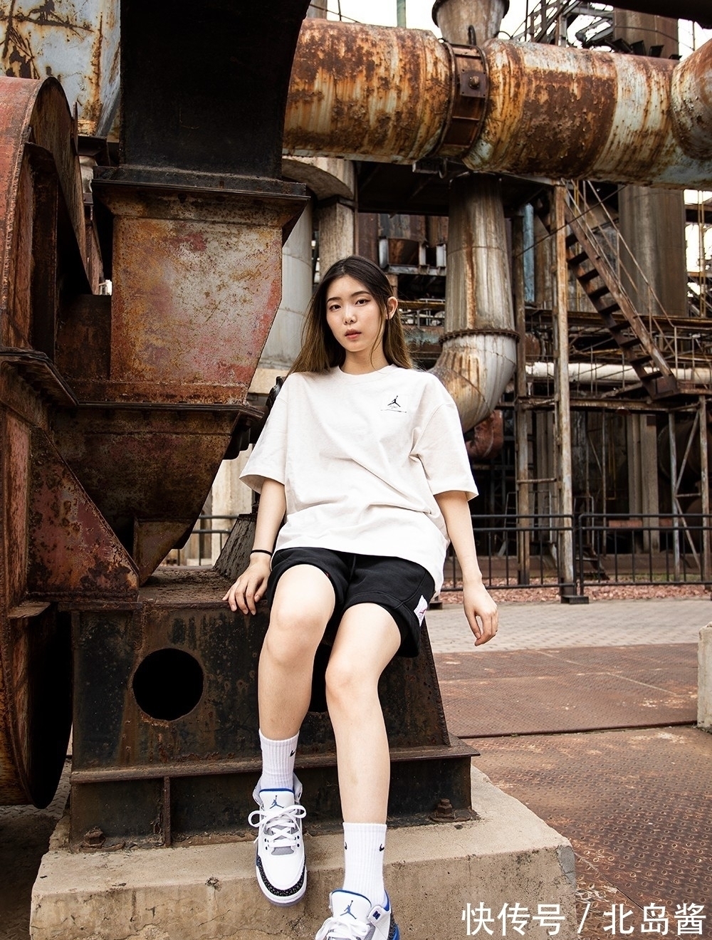 降价 黑银脚趾只要千元!今年AJ集体降价快抄底!真怕冬天又涨价!