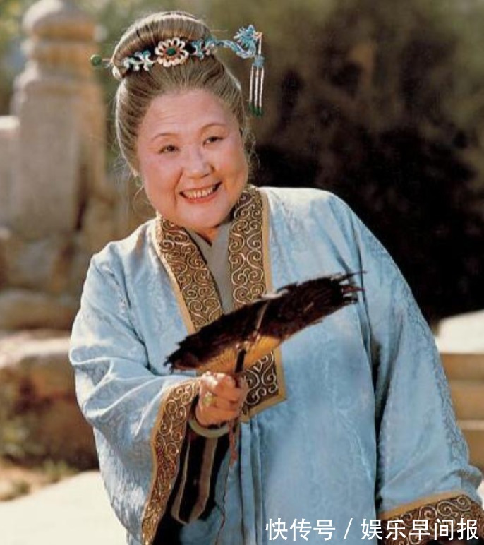 荣国府|邢夫人这话只有6个字，却骂了荣国府上下三代媳妇，说尽心中不满